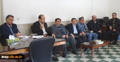 دکتر یزدانی در جلسه ی شورای اداری خواستار شدند :حضور جمعی و هماهنگ برای ادای تکلیف در راهپیمایی 22 بهمن