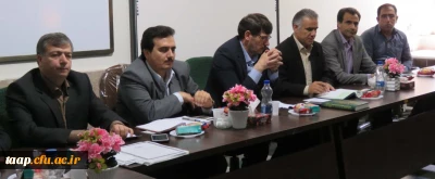 نشست مدیریت دانشگاه با کارکنان حوزه خدمات