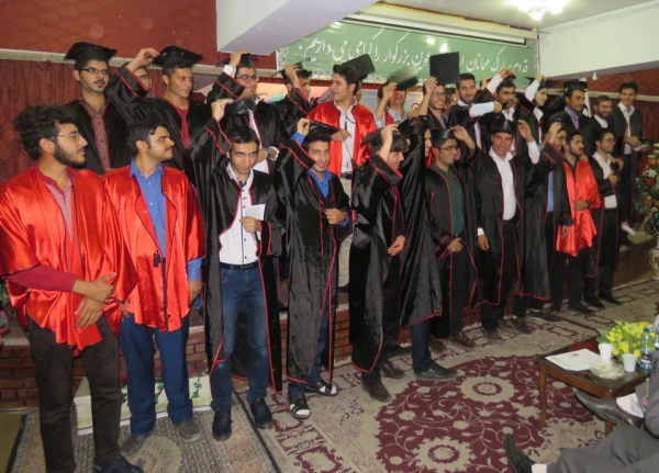 دانشجو معلمان ورودی 91 پردیس علامه امینی دانشگاه فرهنگیان استان آذربایجان شرقی پایان دانش آموختگی خود را جشن گرفتند. 7