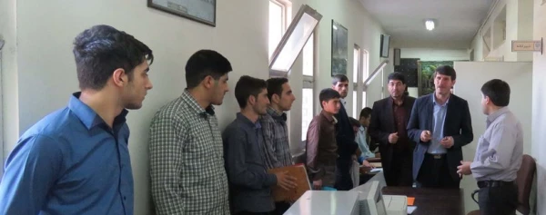 در پردیس علامه امینی در حال برگزاری است:

آغاز مصاحبه از داوطلبان ورود به دانشگاه فرهنگیان 
 2