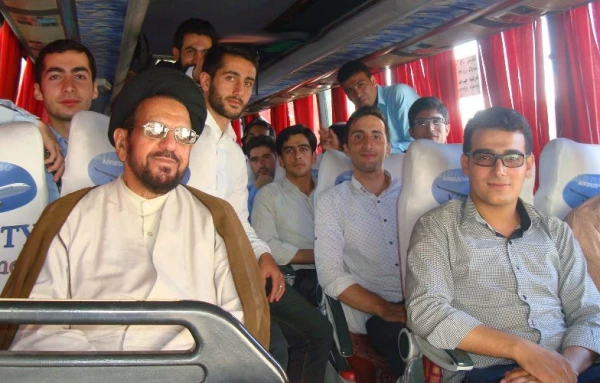 در قالب طرح پیمان با امام رئوف:

کاروان دانشجو معلمان پردیس علامه امینی تبریز عازم مشهد مقدس شد
 4