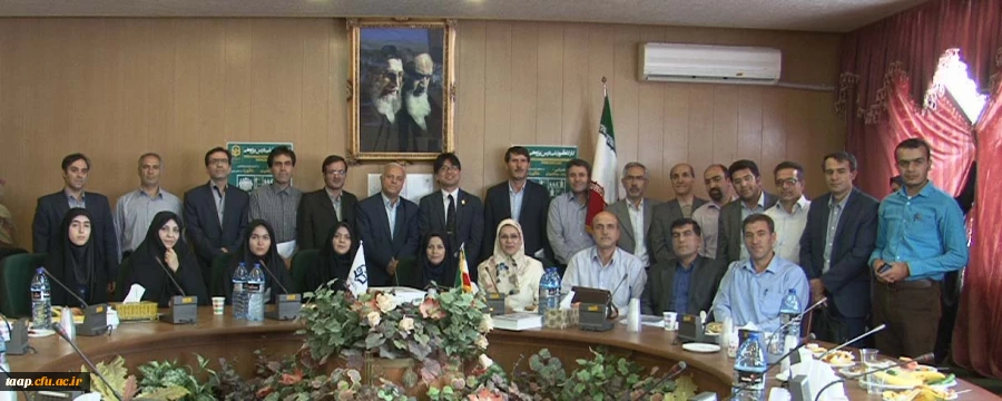 در دانشگاه فرهنگیان استان آذربایجان شرقی پردیس فاطمه الزهرا(س)برگزارشد:

کارگاه آموزشی درس پژوهی با حضور استاد ساکاموتو از گروه پژوهشی ناگویا ژاپن
 2