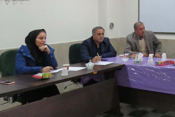 جلسه مشترک دپارتمان علوم انسانی پردیس علامه امینی (ره) با گروه درسی ادبیات اداره کل
وانجمن علمی ادبی استان