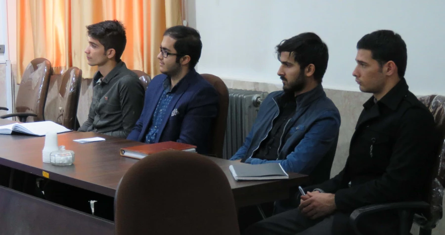 نشست ماهانه امور فرهنگی پردیس علامه امینی(ره) با مسئولان کانون های فرهنگی و تربیتی