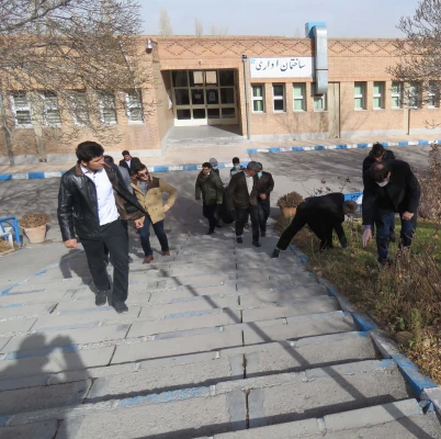 پویش پاکسازی محوطه پردیس علامه امینی(ره)