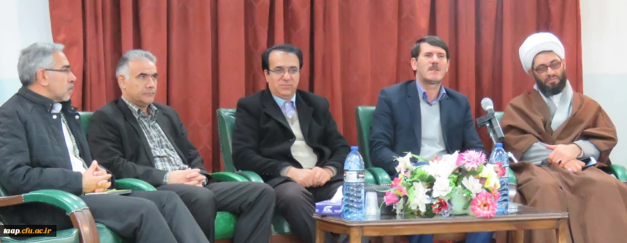 نشست صمیمی هیئت رئیسه دانشگاه با دانشجو معلمان