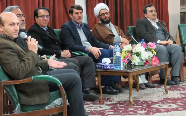 نشست صمیمی هیئت رئیسه دانشگاه با دانشجو معلمان