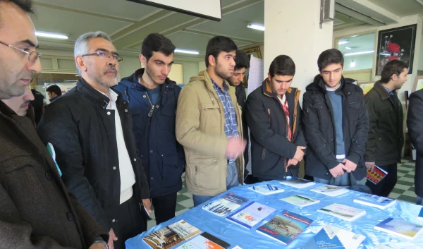 برنامه های هفته پژوهش در پردیس علامه امینی (ره) برگزار گردید