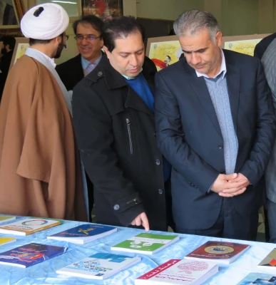 برنامه های هفته پژوهش در پردیس علامه امینی (ره) برگزار گردید