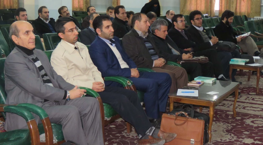 دوره آموزشی "شیوه های دعوت فرزندان به نماز" برگزار شد