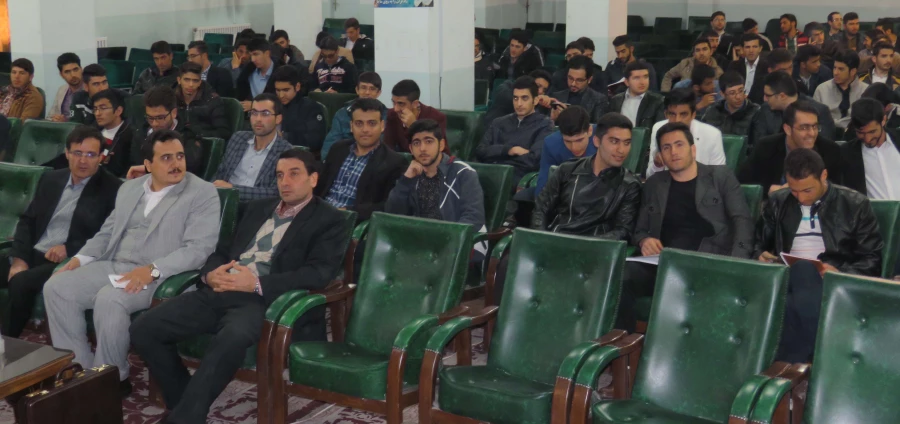 گرامی داشت روز ملی فن آوری هسته ای در پردیس علامه امینی(ره)