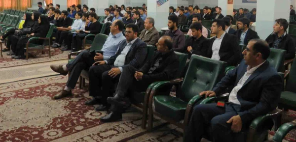 کارگاه آموزشی با موضوع"زندگی سالم، نشاط و امید"