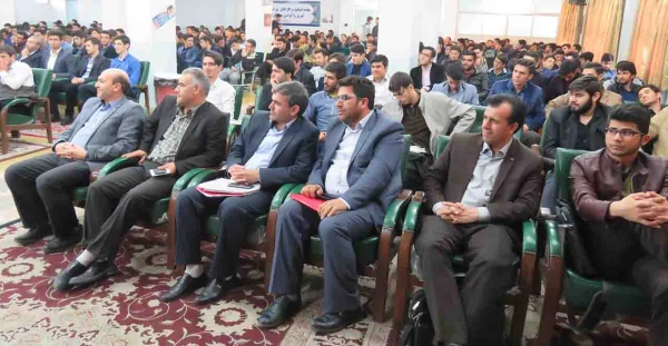 برگزاری سمینار"معلم پیوند نسل ها"درپردیس علامه امینی(ره)