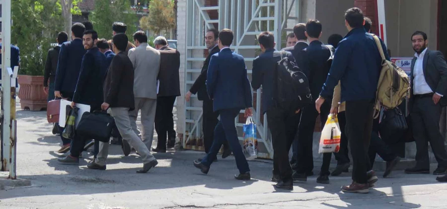 دیدار جمعی از معلمان و فرهنگیان با مقام معظم رهبری (مدظله العالی)