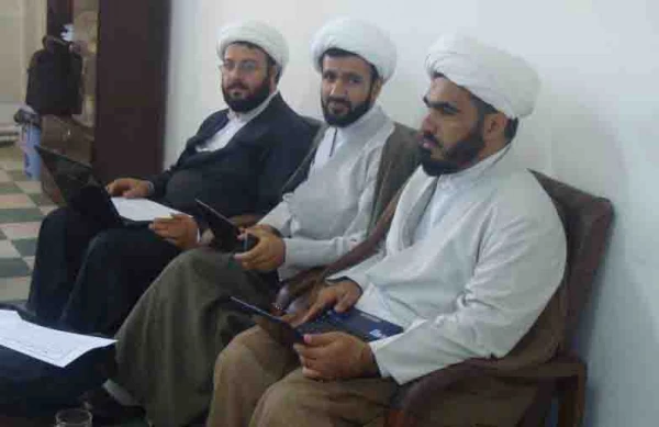 دوره آموزشی 16 ساعته "معارف نماز" برگزار گردید