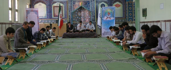 برگزاری جلسات قرآنی و فرهنگی
