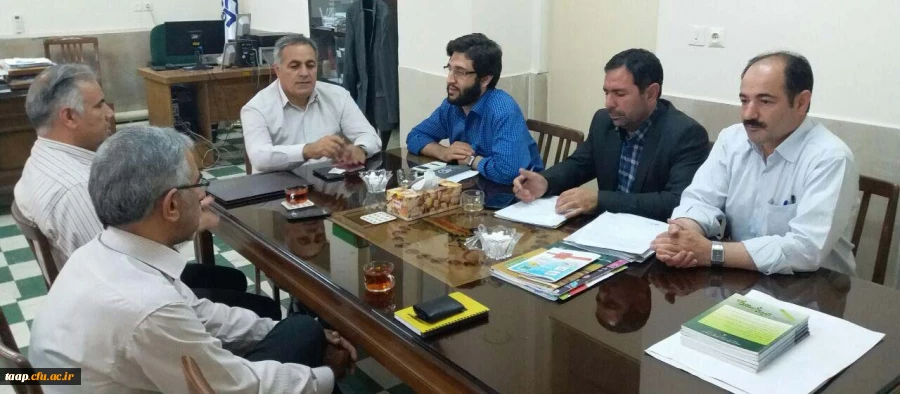 تجلیل از دبیر ستاد اقامه نماز پردیس علامه امینی(ره)