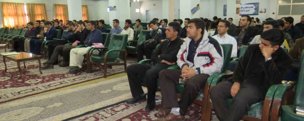 نشست صمیمی حراست دانشگاه با دانشجو معلمان