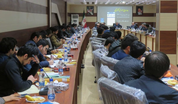 نشست علمی با موضوع تولید محتوای الکترونیکی