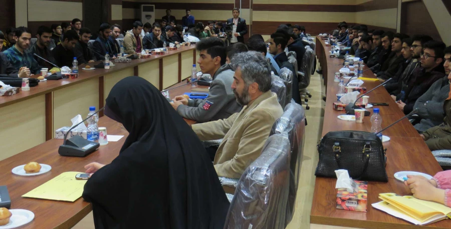 نشست تخصصی کارکردهای قصه گوئی