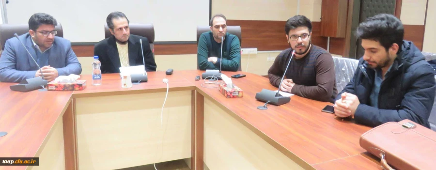 کرسی آزاد اندیشی با موضوع منشور حقوق دانشجوئی