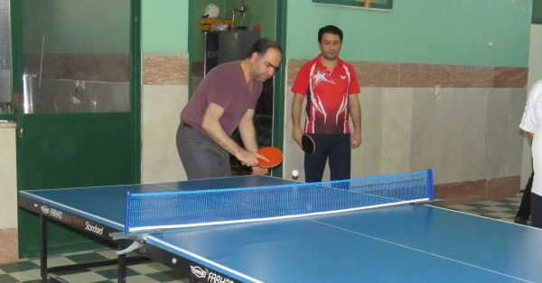 مسابقات ورزشی کارکنان و اساتید