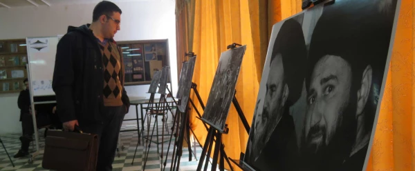 نمایشگاه عکس انقلاب و تریبون مکتوب