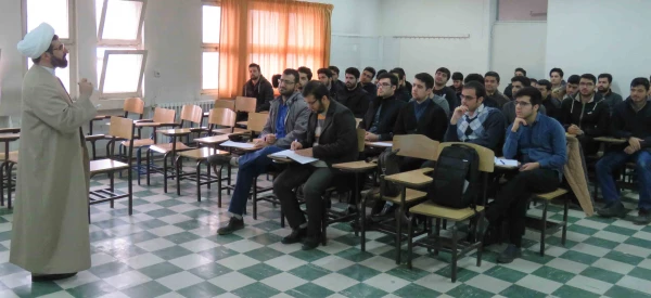 دوره آموزشی معارف نماز(طرح معراج) برگزار شد