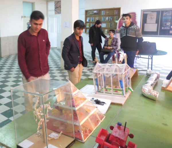 برپایی نمایشگاه محصولات بومی و محلی