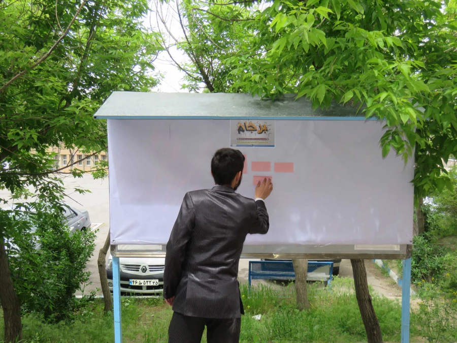 تجمع اعتراضی دانشجومعلمان پردیس علامه امینی، به خروج آمریکا از برجام و طرح ادعاهای واهی علیه ایران