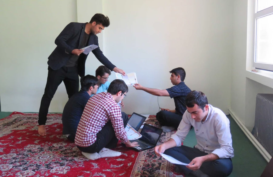 اجرای طرح « خدا قوت » در پردیس علامه امینی (ره)