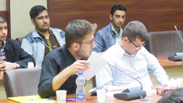 جلسه نقد و بررسی سند تحول بنیادین آموزش و پرورش