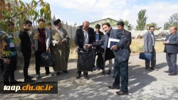 پاکسازی محوطه پردیس با هدف ارتقا فرهنگ حفاظت از محیط زیست