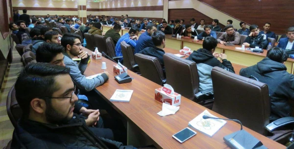 کارگاه آموزشی " سازگاری با  زندگی دانشجویی "