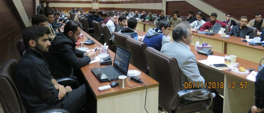 نشست تخصصی نقد و نظر با عنوان آسیب شناسی کارورزی