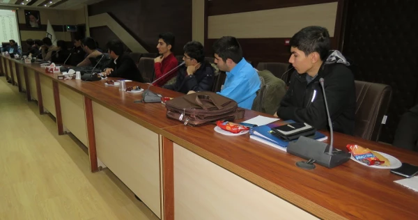 کارگاه آشنایی با نرم افزار تحلیل داده ها SPSS