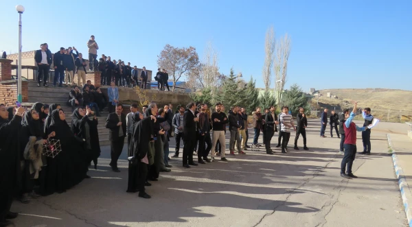 مسابقه طراحی و ساخت سازه" نجات تخم مرغ"