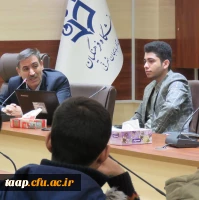 بررسی موضوع سیاه چاله های ریاضی