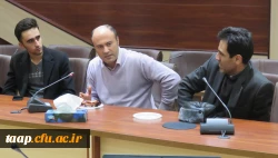 بررسی موضوع سیاه چاله های ریاضی