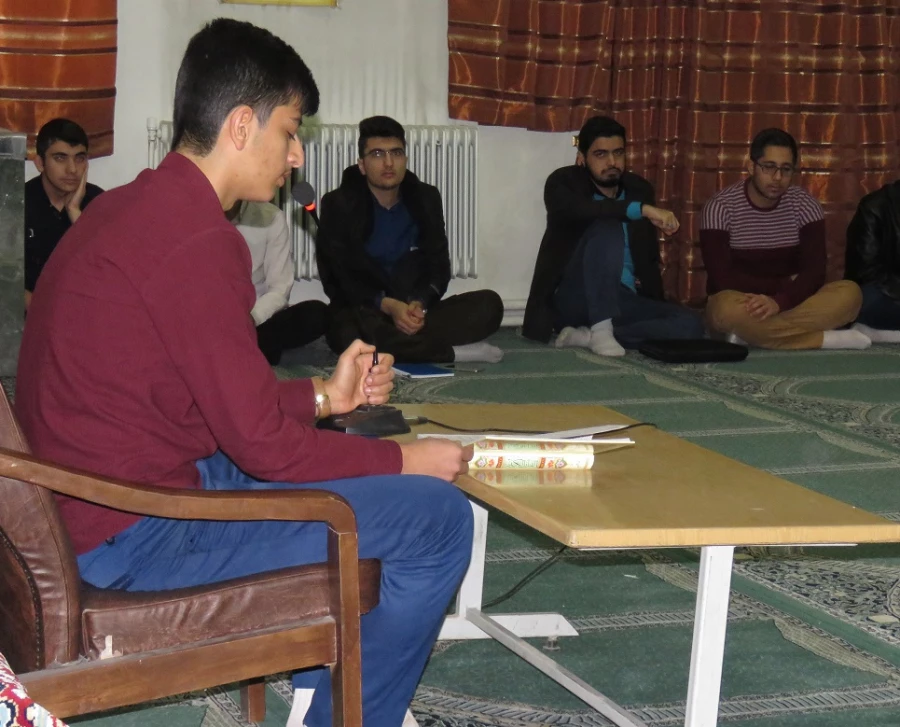 ویژه برنامه ایام فاطمیه و بزرگداشت دهه فجر انقلاب اسلامی