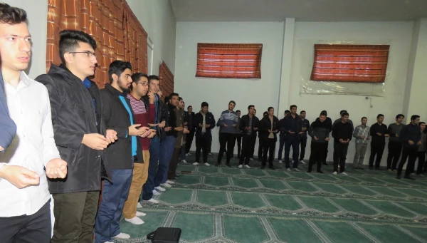 ویژه برنامه ایام فاطمیه و بزرگداشت دهه فجر انقلاب اسلامی