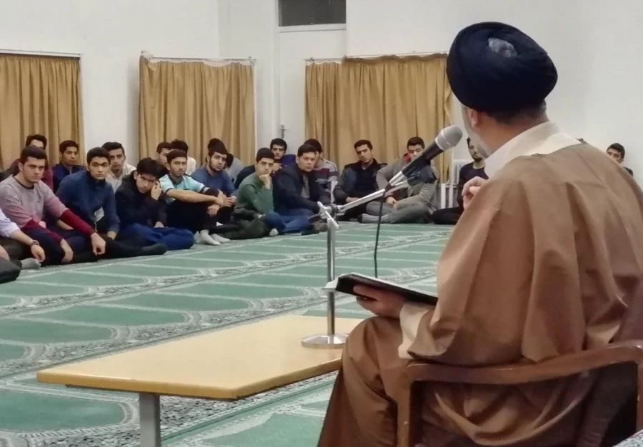 ویژه برنامه ایام فاطمیه و بزرگداشت دهه فجر انقلاب اسلامی