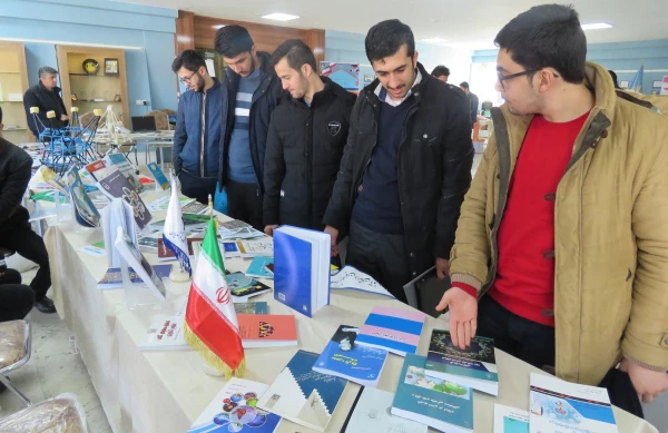 برپایی نمایشگاهی از توانمندی های پژوهشی، فرهنگی و اجتماعی پردیس علامه امینی(رض)  تبریز