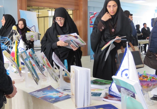 برپایی نمایشگاهی از توانمندی های پژوهشی، فرهنگی و اجتماعی پردیس علامه امینی(رض)  تبریز