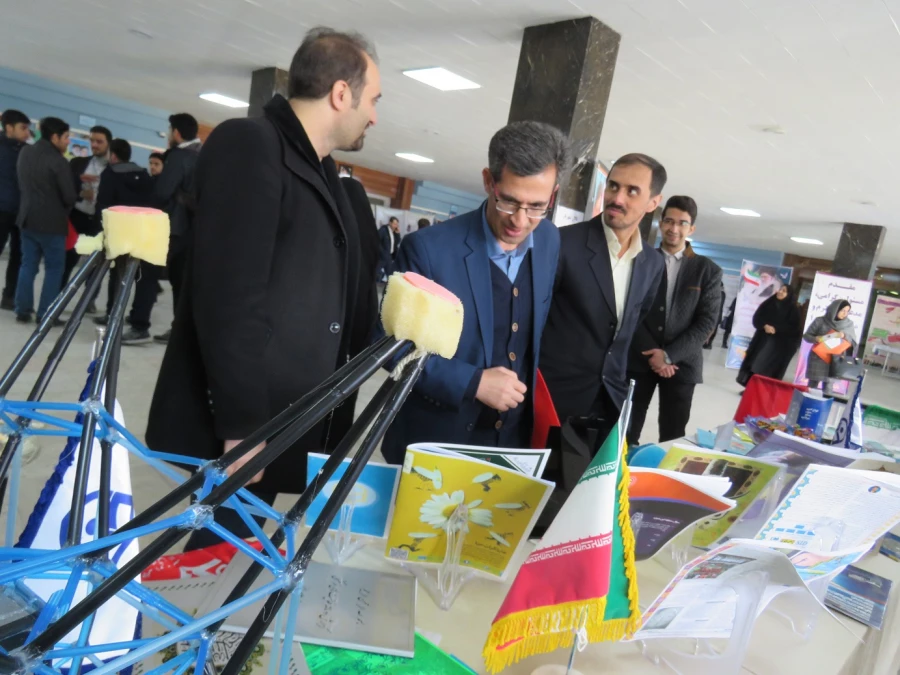 برپایی نمایشگاهی از توانمندی های پژوهشی، فرهنگی و اجتماعی پردیس علامه امینی(رض)  تبریز