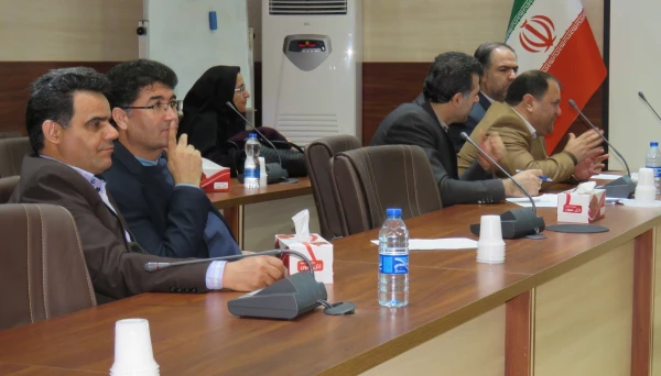 کارگاه آموزشی"آشنایی با بیماری های شایع" و "اصول تغذیه سالم" در مردان