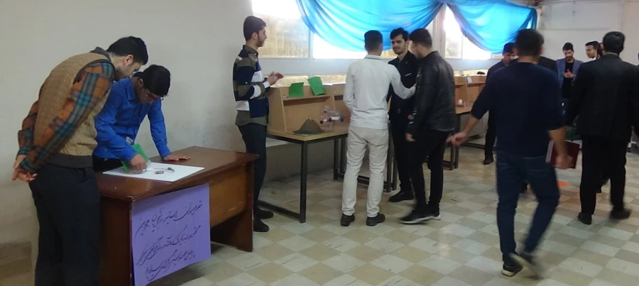 نمایشگاه وسائل کمک آموزشی دست ساخته دانشجو معلمان