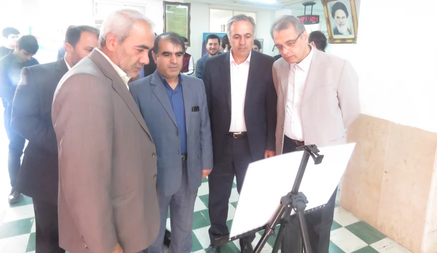 افتتاح نمایشگاه عکس "شات دانشجوئی"