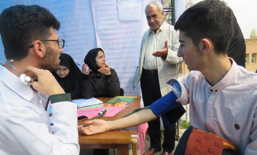 ایستگاه سنجش سلامت در پردیس علامه امینی(رض)  تبریز