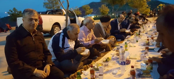 ضیافت افطاری دانشجو معلمان پردیس علامه امینی(رض)